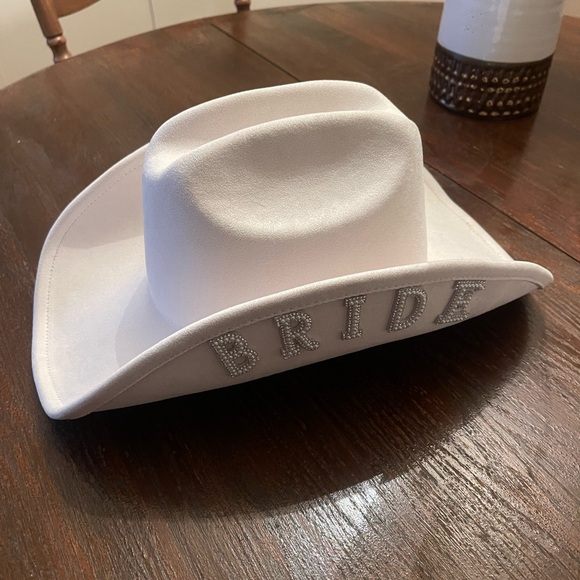 Lulus White Bride Rhinestone Pearl Cowboy Hat - Picture 1 of 4